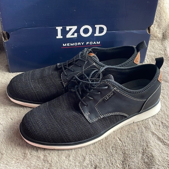 IZOD - Men’s Memory Foam Sneakers - Picture 2 of 7